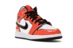 נעלי נייק אייר ג'ורדן | Jordan 1 Mid Turf Orange GS