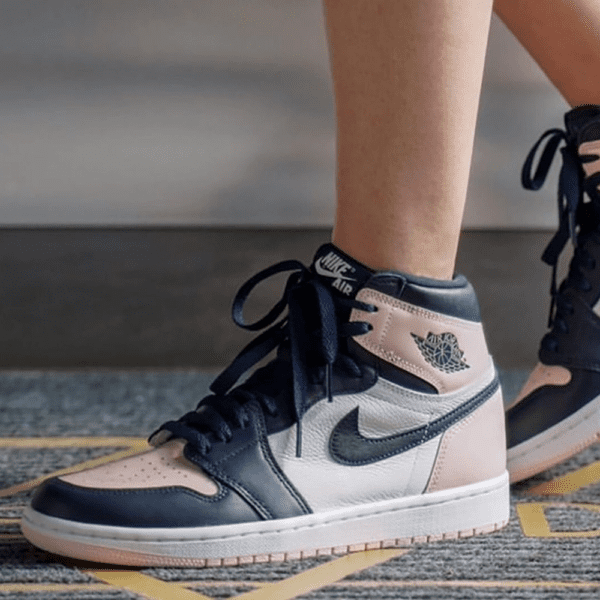 נעלי נייק אייר ג'ורדן | Nike Air Jordan 1 Retro High OG Bubble Gum