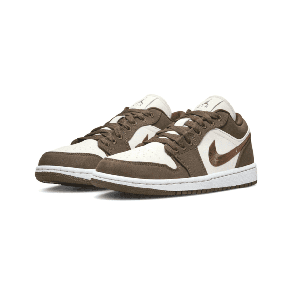 נעלי נייק אייר ג'ורדן | Air Jordan 1 Low Brown Canvas